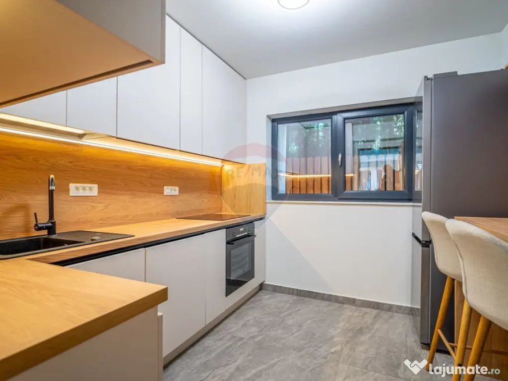 Vila superbă în inima stațiunii Sinaia – eleganță,...