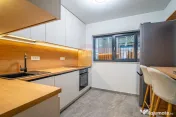 Vila superbă în inima stațiunii Sinaia – eleganță,...