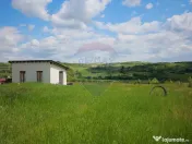 Casă cu 3 camere, anexă și 2042 mp teren de vânzare, ... 