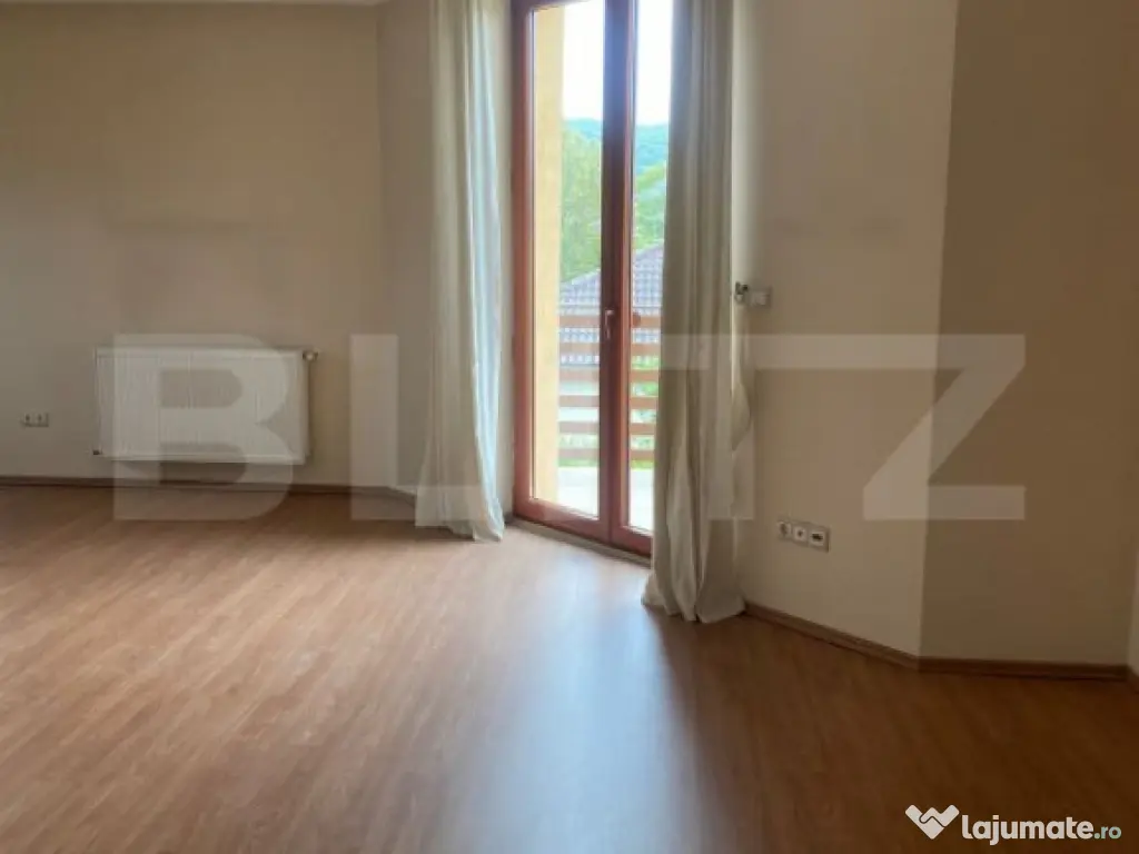 Casă individuală de vânzare, 250 mp utili, teren 1200 mp,