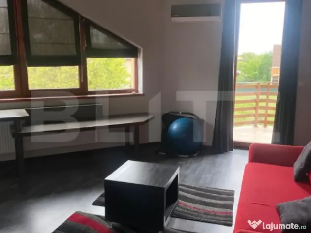 Casă individuală de vânzare, 250 mp utili, teren 1200 mp,