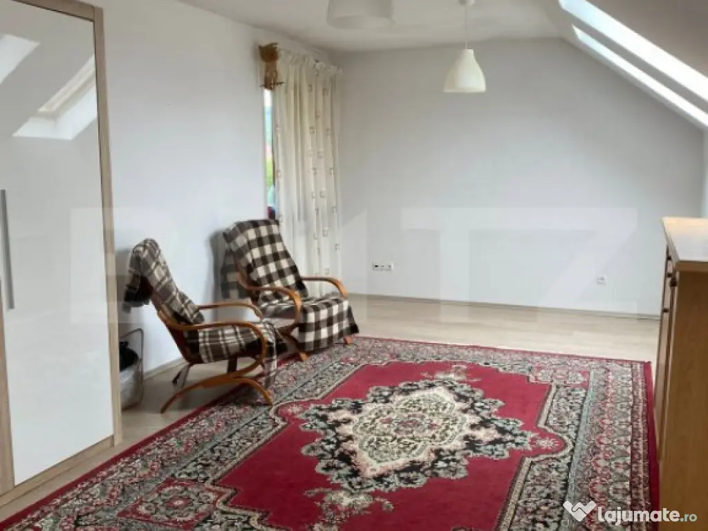 Casă individuală de vânzare, 250 mp utili, teren 1200 mp,