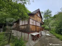 Casa renovabila din lemn, teren 830 mp