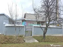 Casa cu 400 mp teren Bosanci