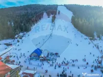 Pensiune de vânzare Arieseni la 100m de partie