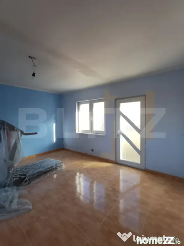 Apartament de vanzare, cu 3 camere, 84 mp, zona Centrala