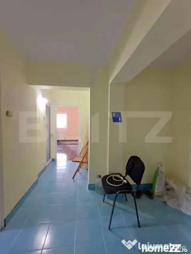 Apartament de vanzare, cu 3 camere, 84 mp, zona Centrala