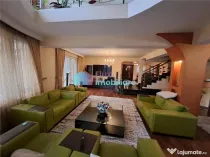 Vila cu 20 ari teren in Scheia