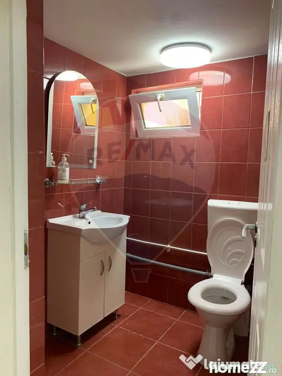 Spațiu comercial de închiriat 40 mp, în zona Decebal