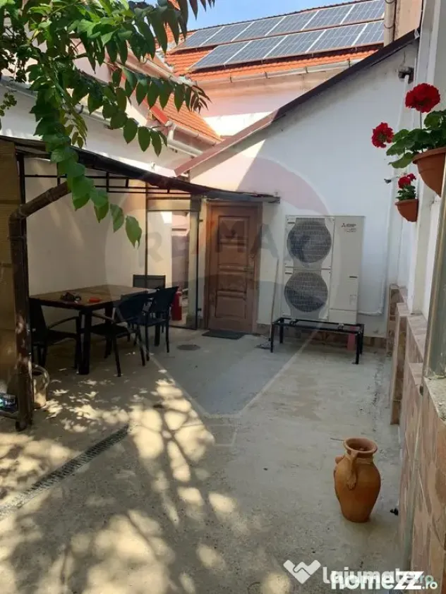 Spațiu comercial de închiriat 40 mp, în zona Decebal