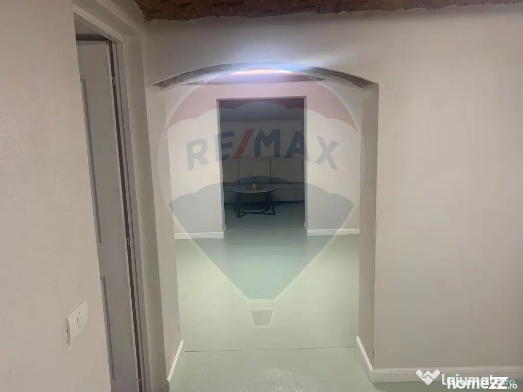 Spațiu comercial de închiriat 40 mp, în zona Decebal