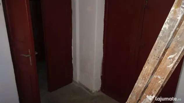 Vand apartament cu 4 camere cu garaj si beci in duplex in Deva,