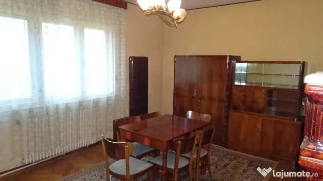 Vand apartament cu 4 camere cu garaj si beci in duplex in Deva,