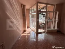 Spatiu de birouri, de inchiriat, 19 mp, zona centrala