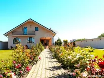 Casă / Vilă cu 4 camere de vânzare in Spataru, Buzau