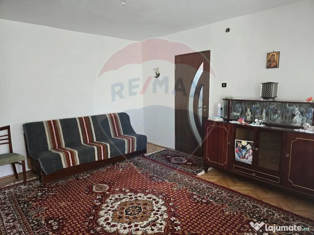 Garsoniera de vânzare în zona Calea Severinului