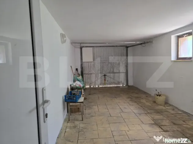 Casa cu piscina ,7 camere, 447 mp - teren 1535mp, Vetis - Vetis (Satu-Mare)