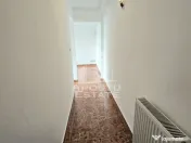 Apartament cu 2 camere de vanzare, centrala proprie, zona Dacia 