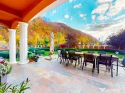 Bijuterie arhitecturală unică | teren de tenis | finisa... 