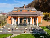 Bijuterie arhitecturală unică | teren de tenis | finisa... 