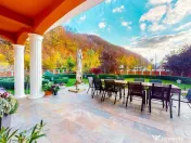 Bijuterie arhitecturală unică | teren de tenis | finisa... 