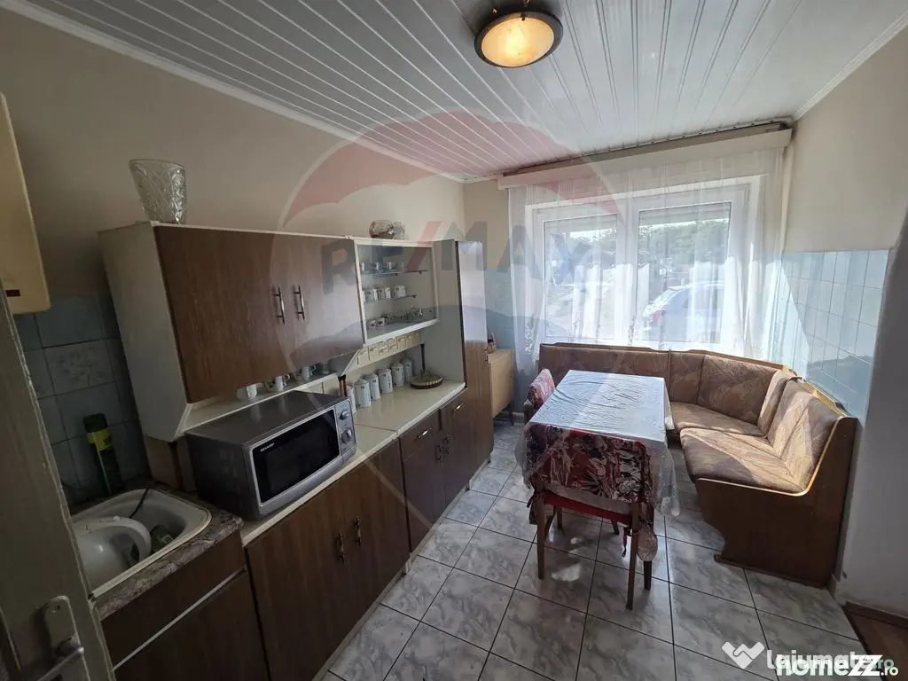 Casă cu gradina si solarii de legume in Mehkerek UNGARIA