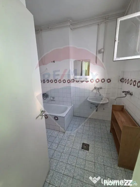 Casă cu gradina si solarii de legume in Mehkerek UNGARIA
