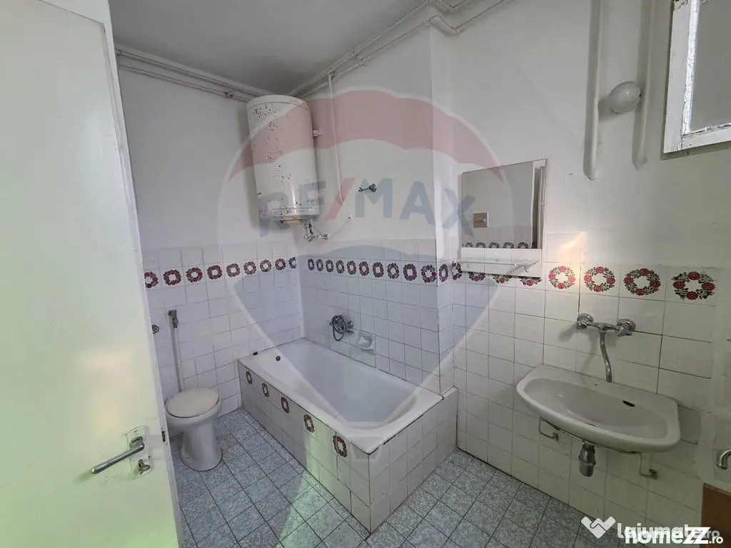 Casă cu gradina si solarii de legume in Mehkerek UNGARIA
