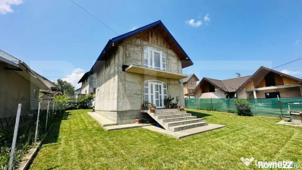 Casa de vanzare, cu 3 camere, moderna, zona Dumbrava - Iasi (Iasi)