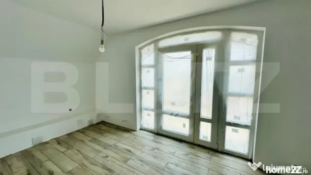 Casa de vanzare, cu 3 camere, moderna, zona Dumbrava - Iasi (Iasi)