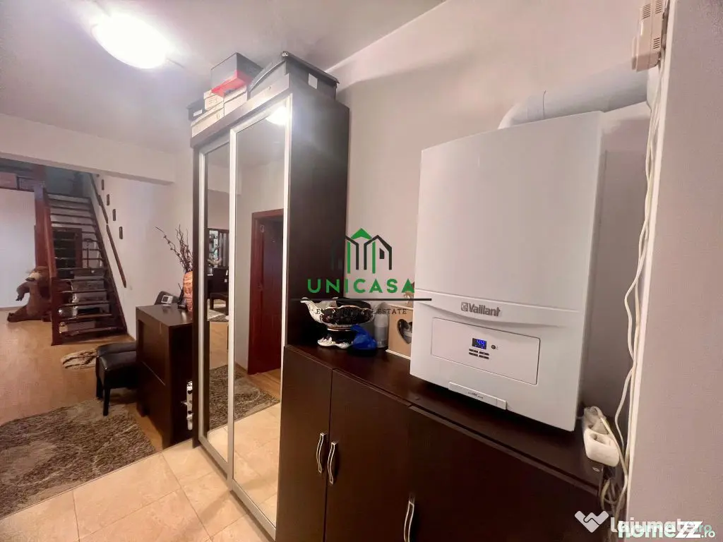Casă tip englezesc/ Vlădești – 124 mp utili, mobilată și utilată - Vladesti (Valcea)