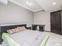 1 camera zona Sagului