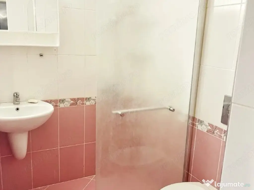 1 camera in zona UMT