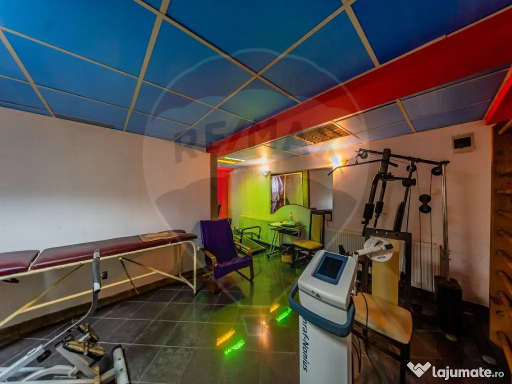 Hotel Panoramic- Investiție cu potențial balnear în st...