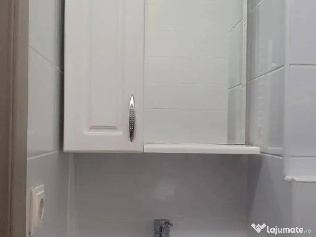 1 camera in zona Centrala