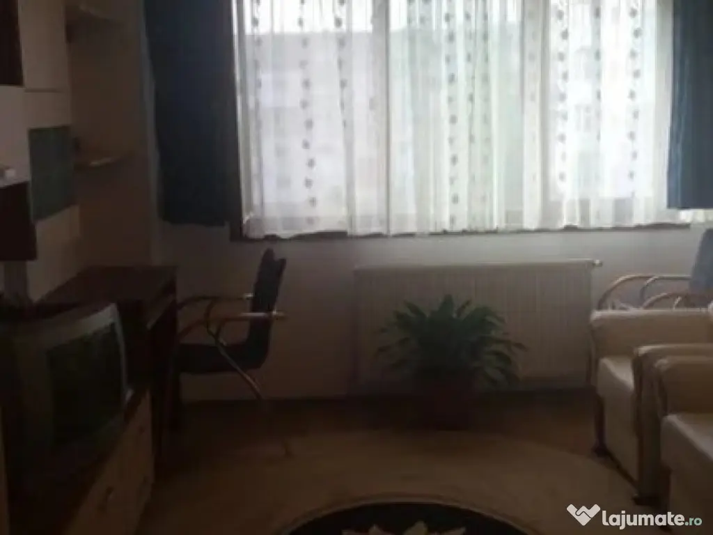 1 camera in zona Medicinei