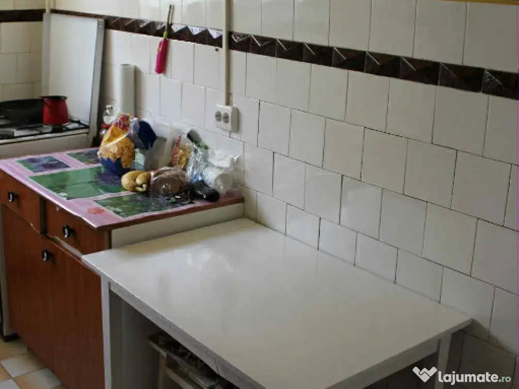 Apartament 2 camere, nedecomandat - zona Astra