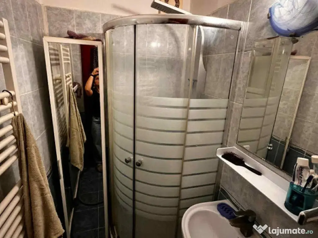 Apartament 2 camere, nedecomandat - zona Astra