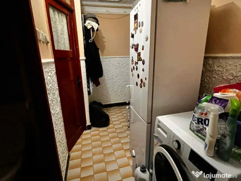 Apartament 2 camere, nedecomandat - zona Astra