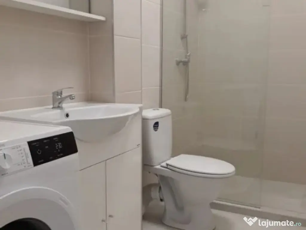 2 camere in zona Centru