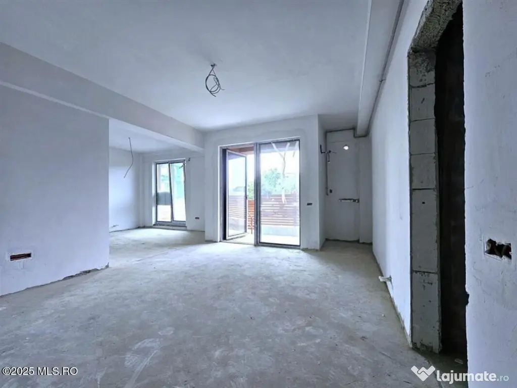 Mamaia Nord - Ibo Residence Corp T2, Spatiu Comercial cu ...