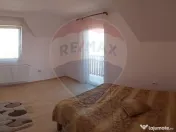 Casă cu mansardă cu 5 camere de vânzare în zonă metr... 