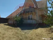 Casă cu mansardă cu 5 camere de vânzare în zonă metr... 