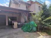 Casa de vanzare, Sanmartin la intrarea in localitate 