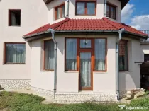 Casa de vanzare, Sanmartin la intrarea in localitate