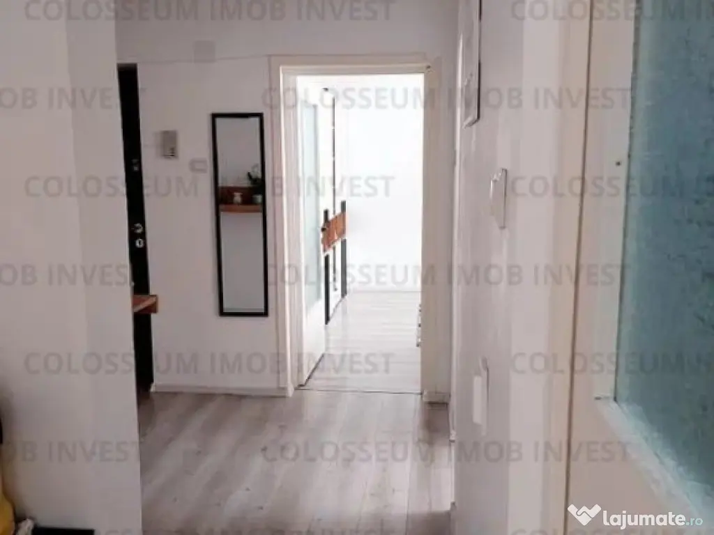 Apartament cu 3 camere, 2 bai-zona Craiter.