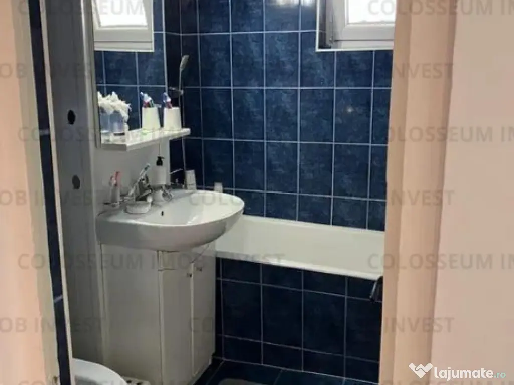 Apartament cu 3 camere, 2 bai-zona Craiter.