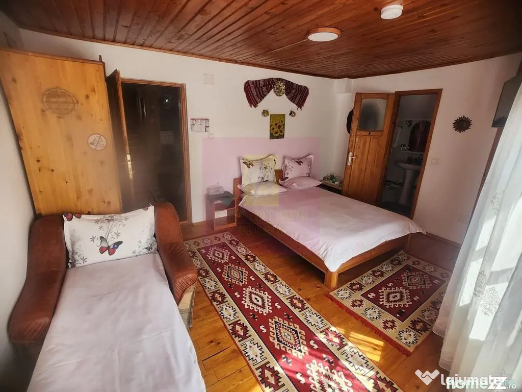 Vila de vacanta de vanzare in Busteni - Zona Zamora