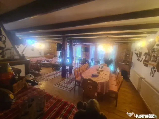 Vila de vacanta de vanzare in Busteni - Zona Zamora