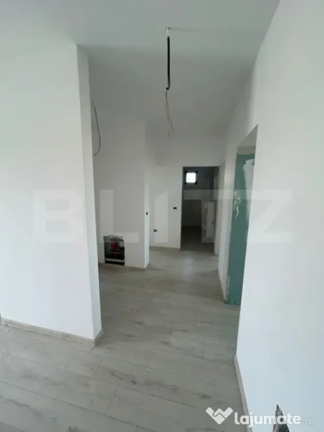 Casa individuala, 100 mp utili, Remetea Mare!